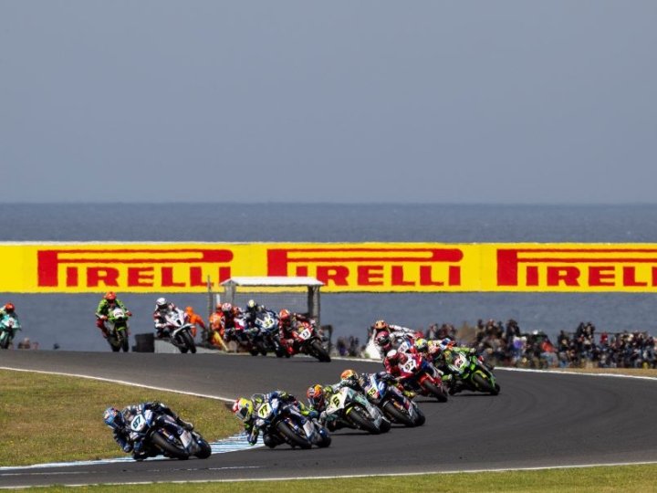 230226PhillipIsland_7239x900.jpg